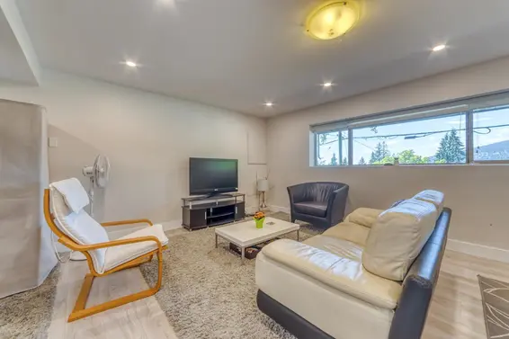4902 Ranger Avenue, North Vancouver For Sale - image 17