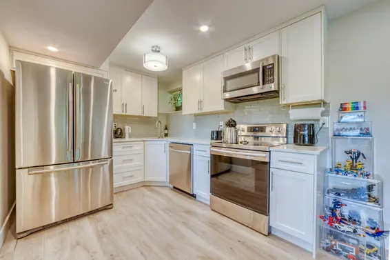 4902 Ranger Avenue, North Vancouver For Sale - image 20