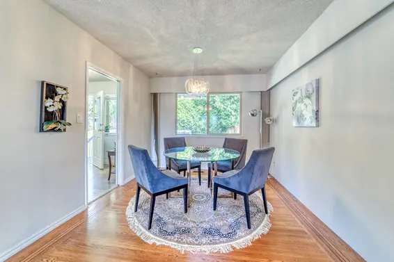 4902 Ranger Avenue, North Vancouver For Sale - image 3