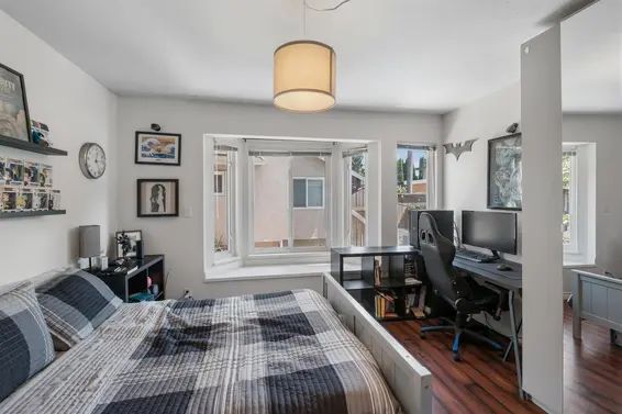 230 St. Patricks Avenue, North Vancouver For Sale - image 13