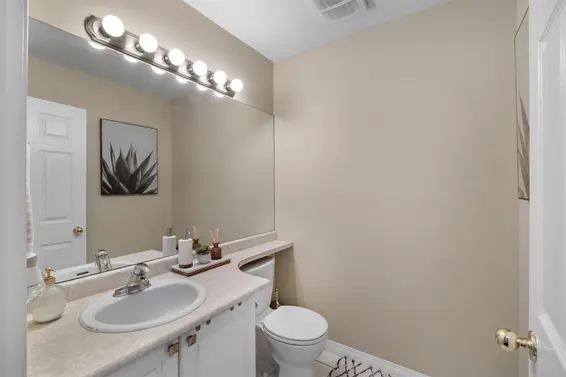 230 St. Patricks Avenue, North Vancouver For Sale - image 14