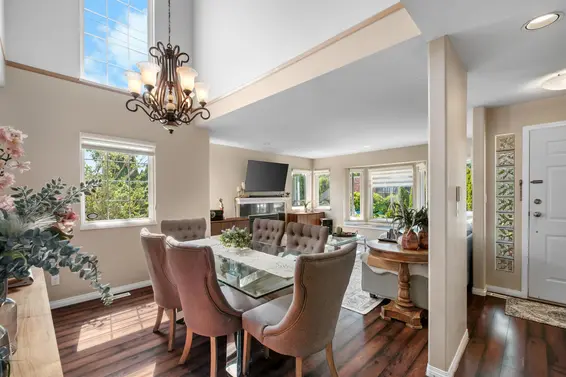 230 St. Patricks Avenue, North Vancouver For Sale - image 4