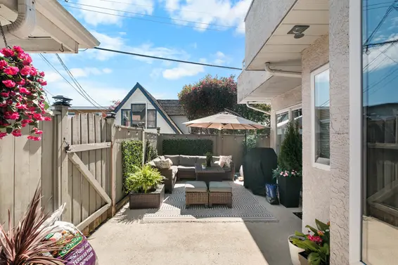 230 St. Patricks Avenue, North Vancouver For Sale - image 8