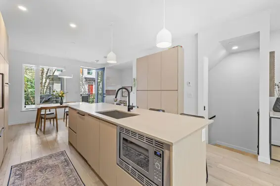 19 528 East 2nd Street, North Vancouver For Sale - image 11
