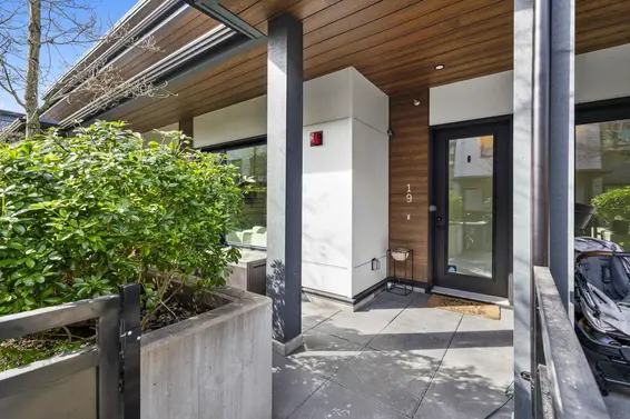 19 528 East 2nd Street, North Vancouver For Sale - image 35