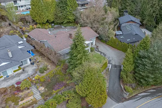 1181 Chartwell Drive, West Vancouver For Sale - image 39