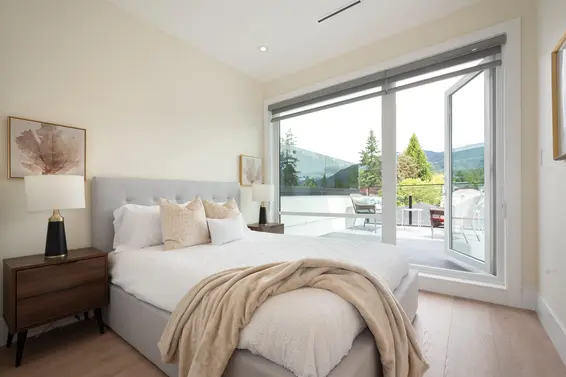 324 East 18 Street, North Vancouver For Sale - image 23