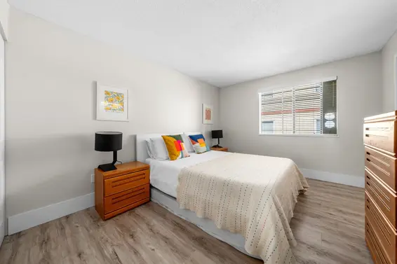 202 1610 Chesterfield Avenue, North Vancouver For Sale - image 18