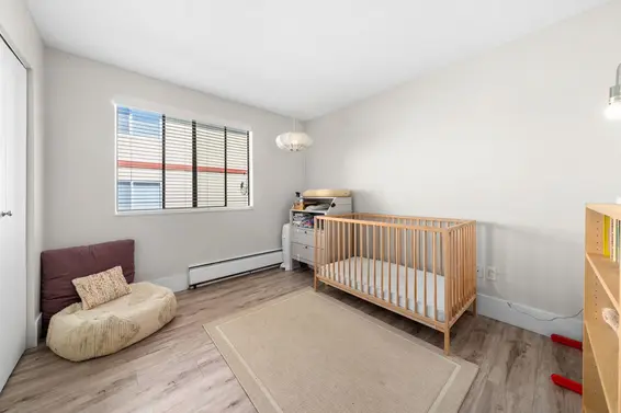 202 1610 Chesterfield Avenue, North Vancouver For Sale - image 23