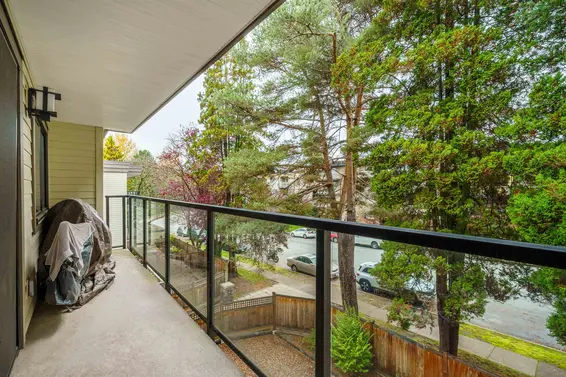 304 327 West 2nd Street, North Vancouver For Sale - image 16