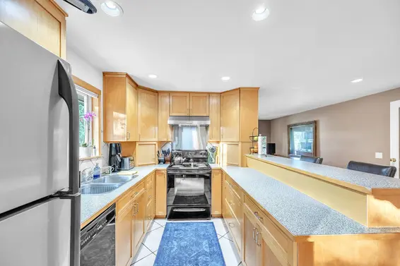 3710 Hoskins Road, North Vancouver For Sale - image 2