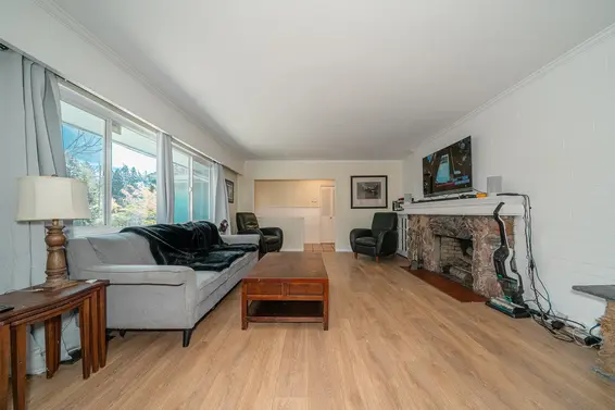 690 Burley Drive, West Vancouver For Sale - image 14