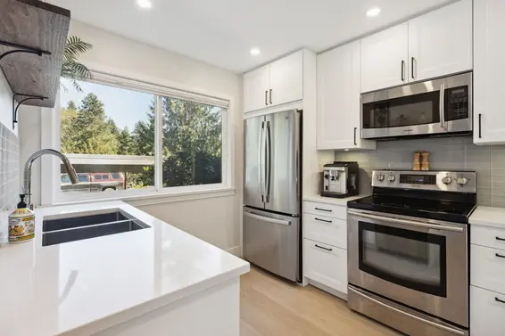 1277 Emery Place, North Vancouver For Sale - image 19