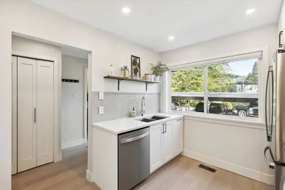 1277 Emery Place, North Vancouver For Sale - image 20