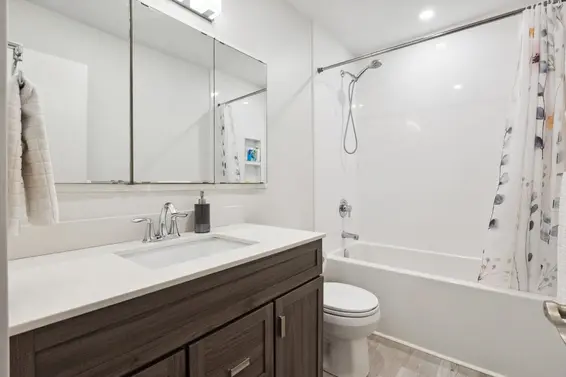 1277 Emery Place, North Vancouver For Sale - image 25