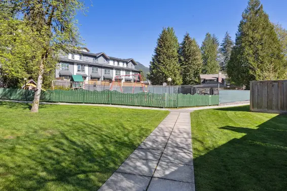 1277 Emery Place, North Vancouver For Sale - image 40