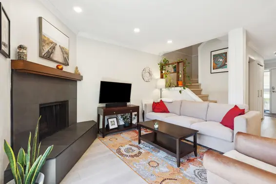 1277 Emery Place, North Vancouver For Sale - image 8