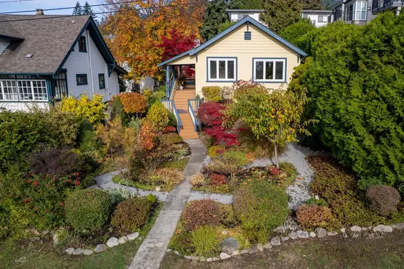 114 West Kings Road, North Vancouver For Sale - image 2