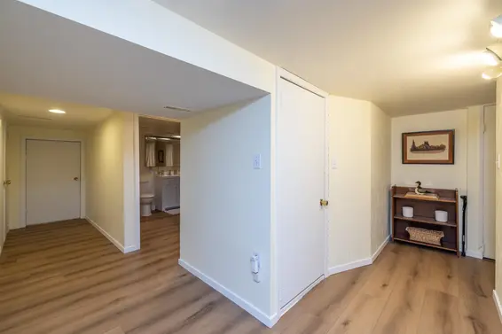 114 West Kings Road, North Vancouver For Sale - image 31