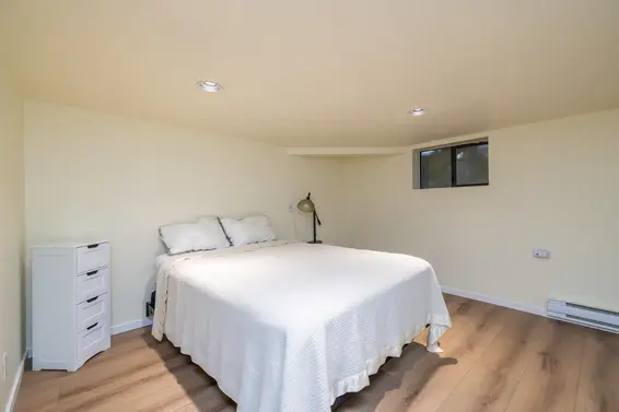 114 West Kings Road, North Vancouver For Sale - image 33