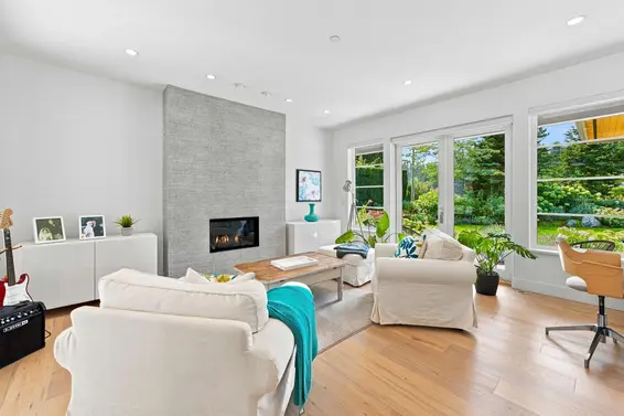 376 St. James Crescent, West Vancouver For Sale - image 6
