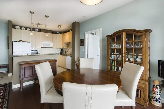 1005 160 East 13Th Street, North Vancouver For Sale - image 4