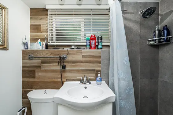 4377 Mountain Highway, North Vancouver For Sale - image 23