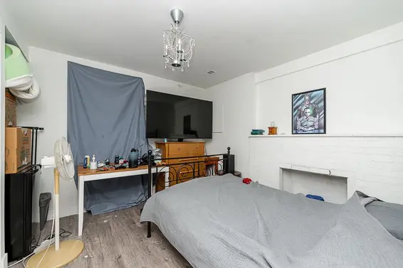 4377 Mountain Highway, North Vancouver For Sale - image 25