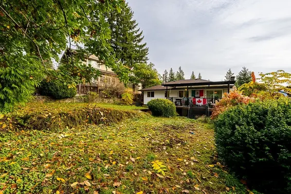 4377 Mountain Highway, North Vancouver For Sale - image 34