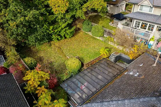 4377 Mountain Highway, North Vancouver For Sale - image 39