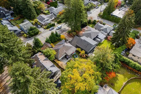 4377 Mountain Highway, North Vancouver For Sale - image 40