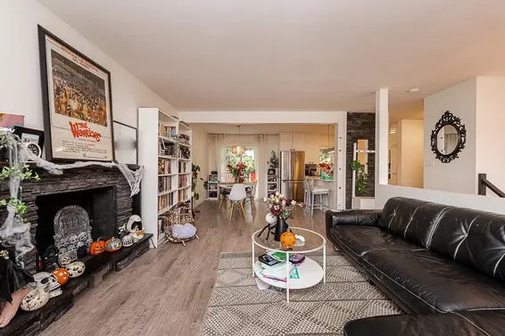 4377 Mountain Highway, North Vancouver For Sale - image 6