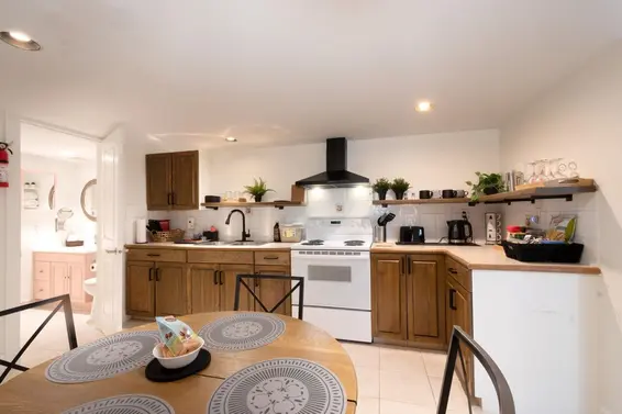 1050 11th Street, West Vancouver For Sale - image 30