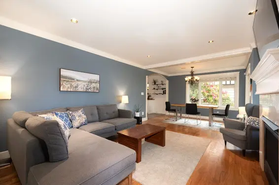 1050 11th Street, West Vancouver For Sale - image 5