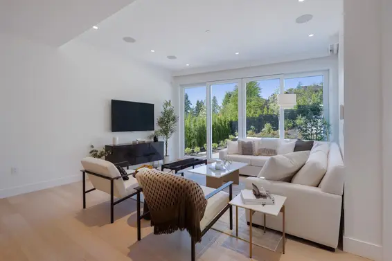 598 Arthur Erickson Place, West Vancouver For Sale - image 6