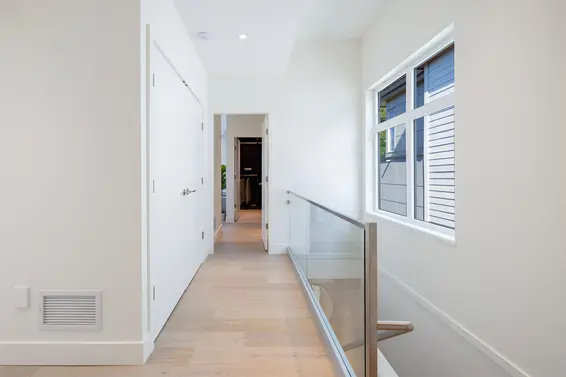 598 Arthur Erickson Place, West Vancouver For Sale - image 8