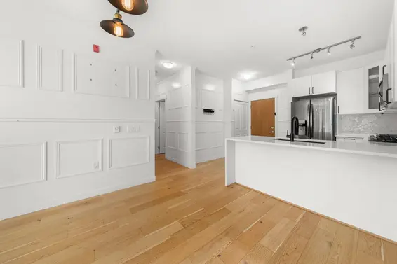 417 119 West 22nd Street, North Vancouver For Sale - image 19