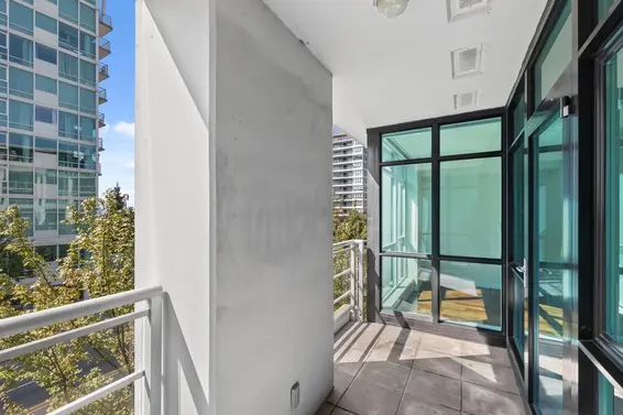307 100 East Esplanade Avenue, North Vancouver For Sale - image 18