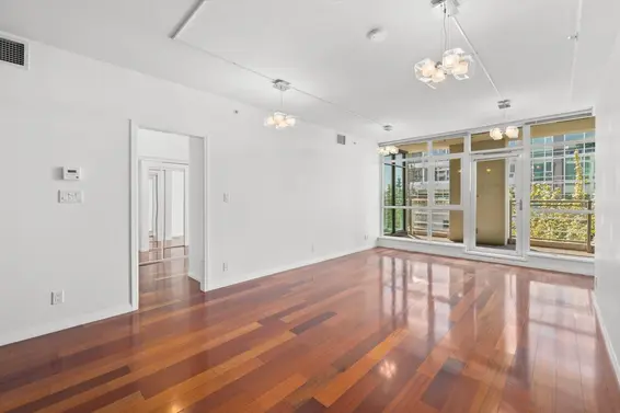 307 100 East Esplanade Avenue, North Vancouver For Sale - image 28