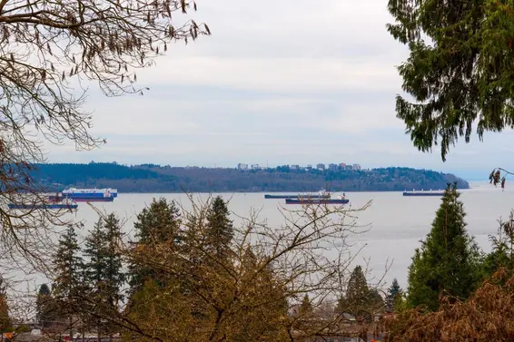 2338 Ottawa Avenue, West Vancouver For Sale - image 2