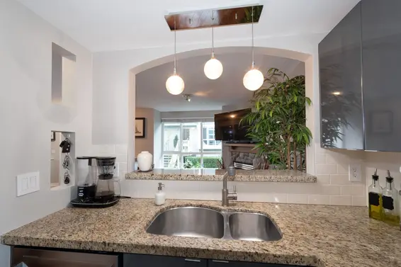 6 1015 Lynn Valley Road, North Vancouver For Sale - image 11