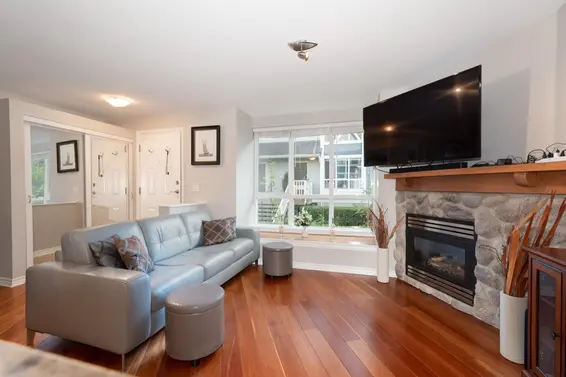 6 1015 Lynn Valley Road, North Vancouver For Sale - image 5