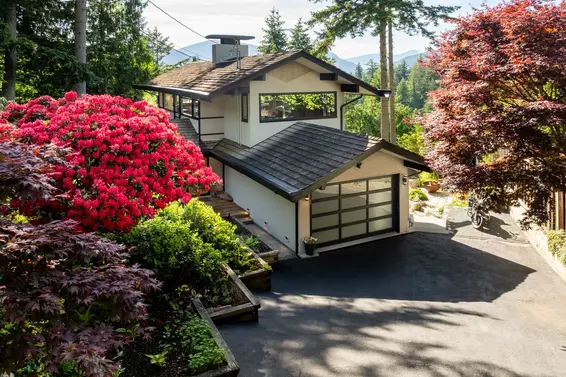 6485 Madrona Crescent, West Vancouver