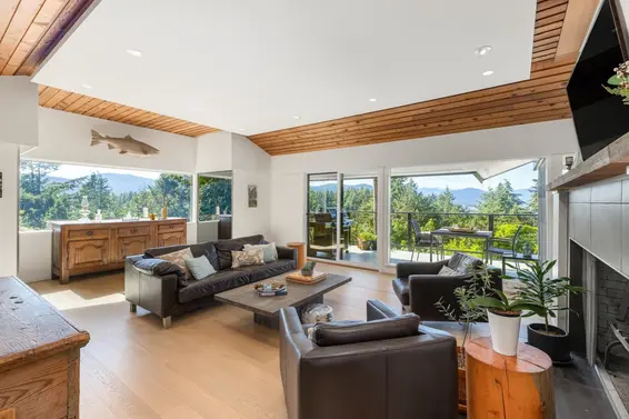6485 Madrona Crescent, West Vancouver For Sale - image 18