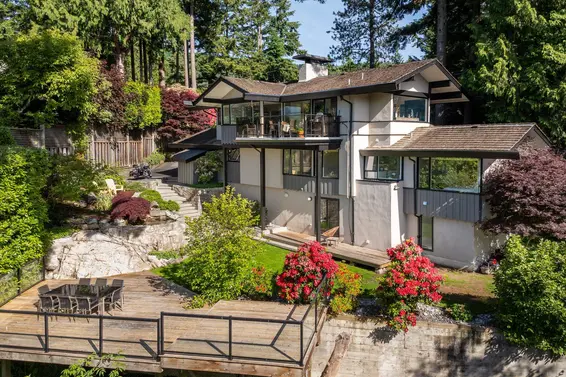 6485 Madrona Crescent, West Vancouver For Sale - image 2