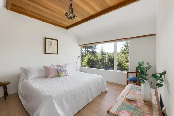 6485 Madrona Crescent, West Vancouver For Sale - image 22