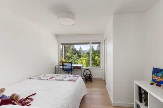 6485 Madrona Crescent, West Vancouver For Sale - image 28