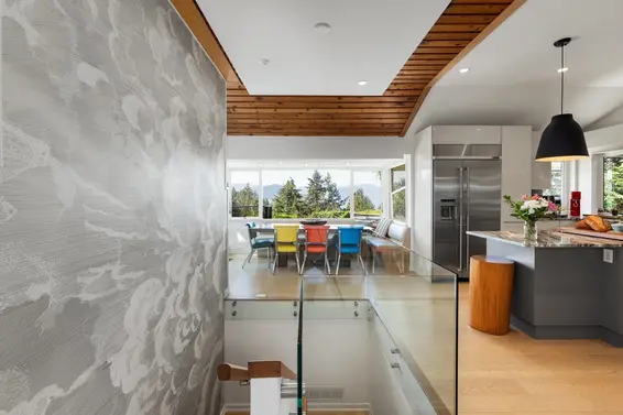 6485 Madrona Crescent, West Vancouver For Sale - image 7