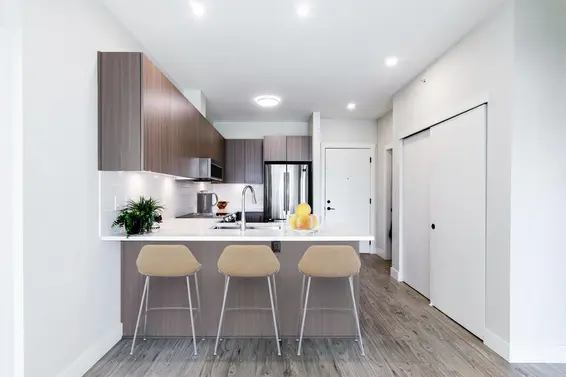 411 1633 Tatlow Avenue, North Vancouver For Sale - image 7