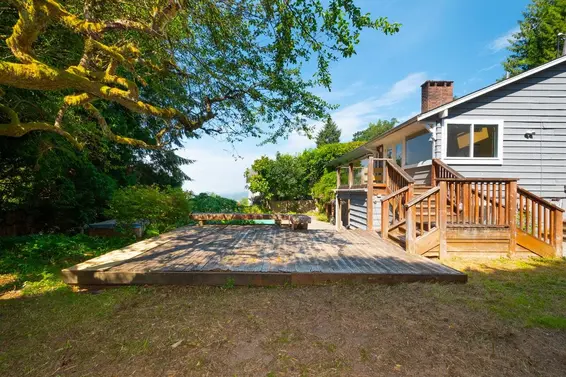 545 East Kings Road, North Vancouver For Sale - image 2